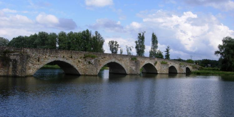 Ponte di Buriano: si trova vicino Arezzo - PoggitazziPonte di Buriano: si trova vicino Arezzo - Poggitazzi