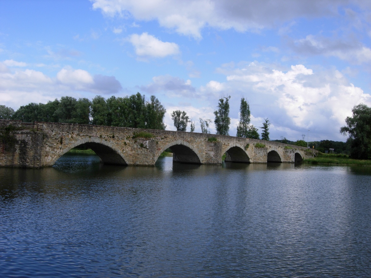 Ponte di Buriano: si trova vicino Arezzo - PoggitazziPonte di Buriano: si trova vicino Arezzo - Poggitazzi